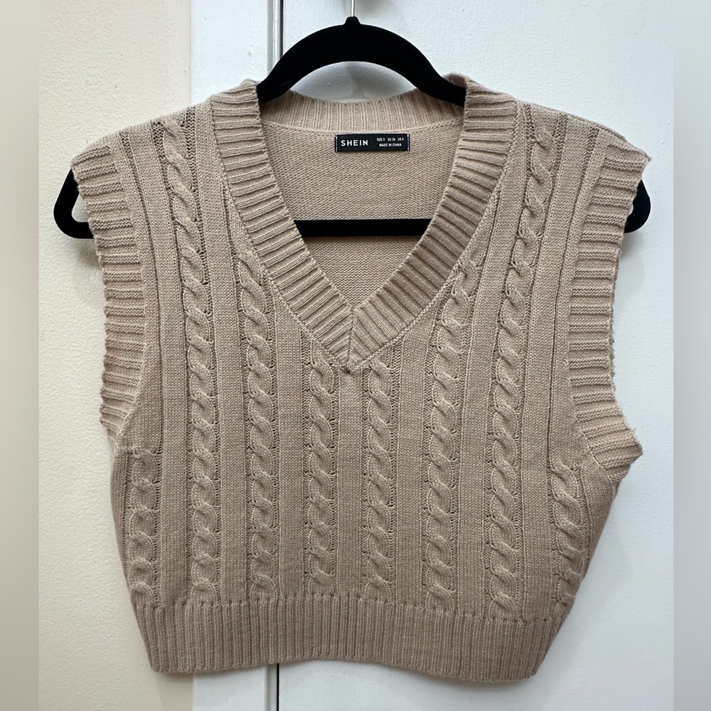 SHEIN V-Neck Cable Knit Sweater Vest - Beige